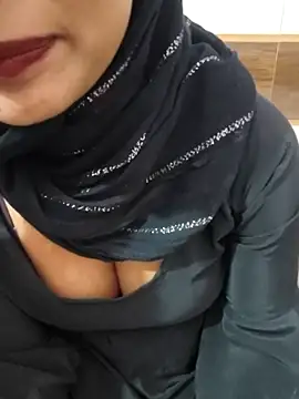 Itz_Mayra_'s cam snapshot