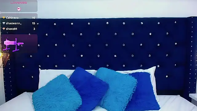 miss_aris's cam snapshot