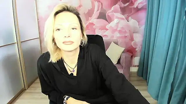 AlinaMoor's cam snapshot