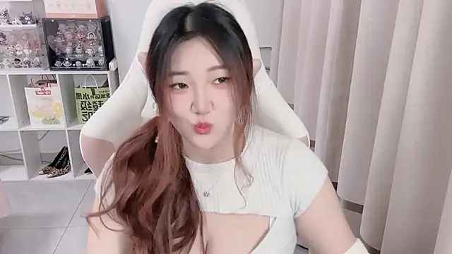 Stars_Elyn live sex cam