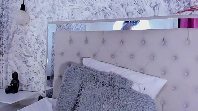 Megan_rossee's cam snapshot