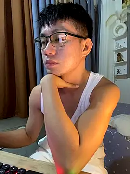 xshyboyx live sex cam