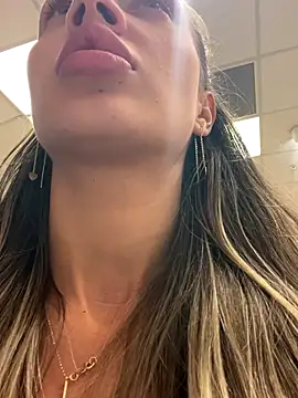 BonyBon29's cam snapshot