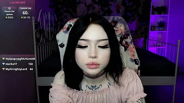 Emma_Kirks's cam snapshot