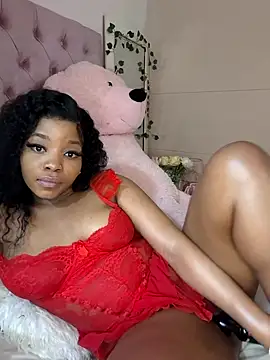 ItsLeyaa's cam snapshot