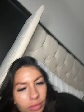 BELLABLACKXUK's cam snapshot