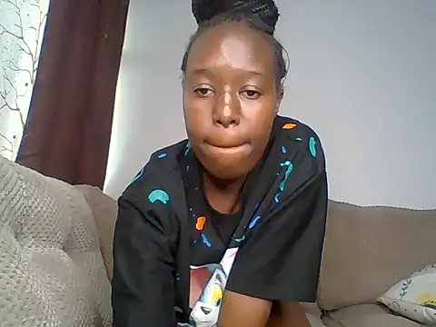 Oliviia_'s cam snapshot