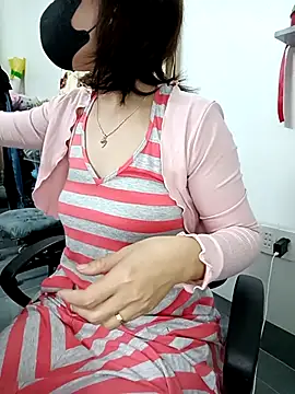 JeniLynh9x's cam snapshot