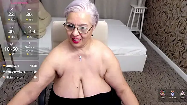 LadyLibely's cam snapshot