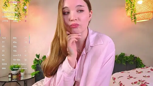 ConstanceHelms's cam snapshot