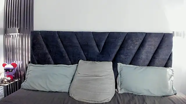 Karmilla_Rosse's cam snapshot