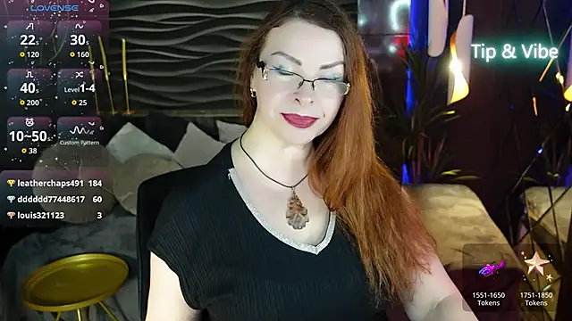 MrsIngrid's cam snapshot