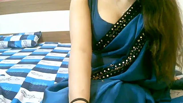 ragini_m_m_s's cam snapshot