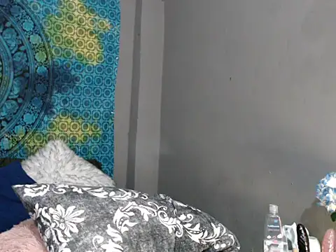 CREAMYCUPCAKExxx's cam snapshot