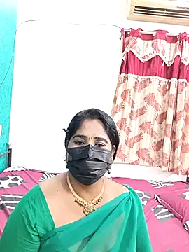 tamil-aunt's cam snapshot