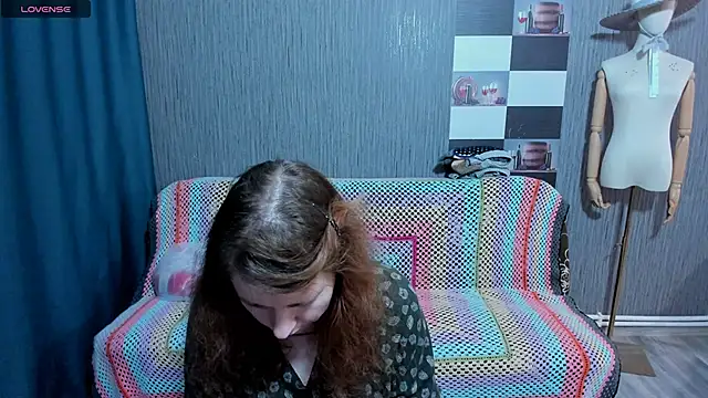 pa1e_pr1ncess's cam snapshot