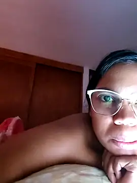 CloeeHills_ live sex cam