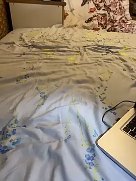 Sextigr2003 live sex cam