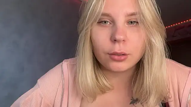 Thalia__Star's cam snapshot