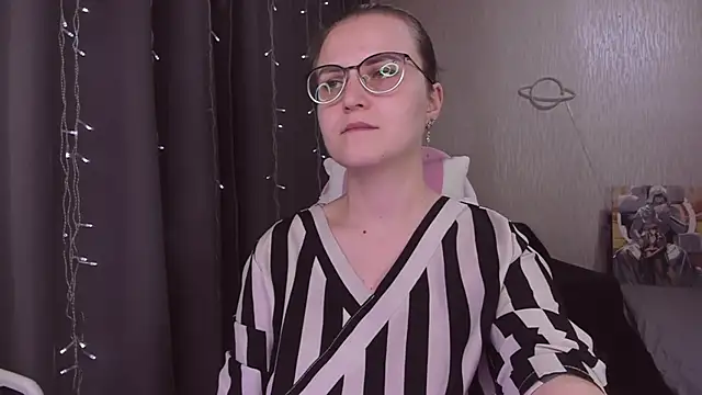 MissBrightShine's cam snapshot