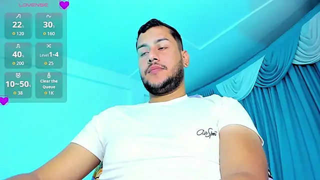 Hot_Latino_boy_'s cam snapshot