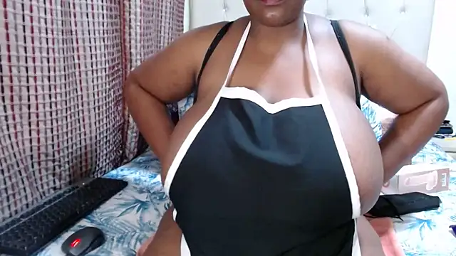 CHOCOLATEDARKBUSTYX's cam snapshot