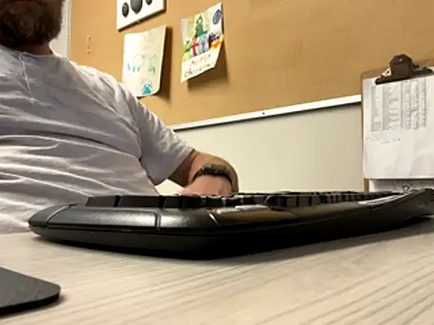 Bigbi6foot5 live sex cam