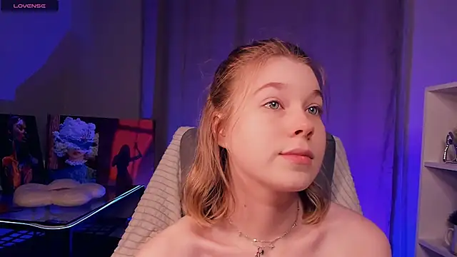 NicoletteTegeler's cam snapshot