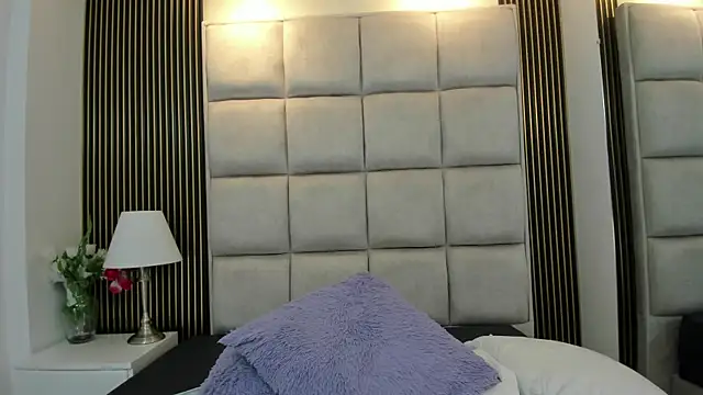 perla_dinn's cam snapshot