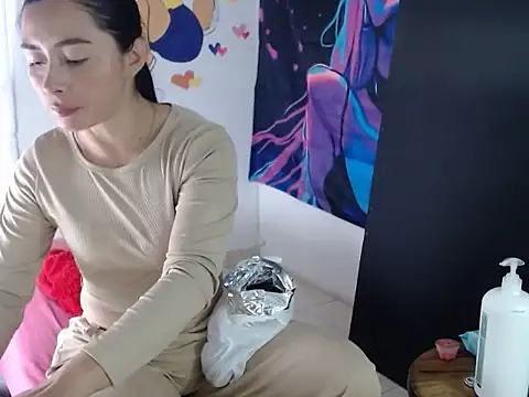 NathyMilf_'s cam snapshot