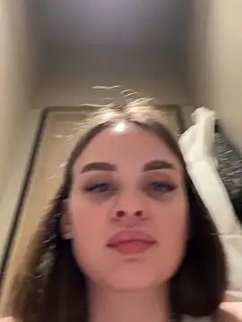 KristiRich's cam snapshot