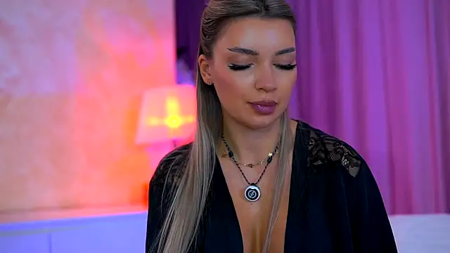 ArtTeasee's cam snapshot