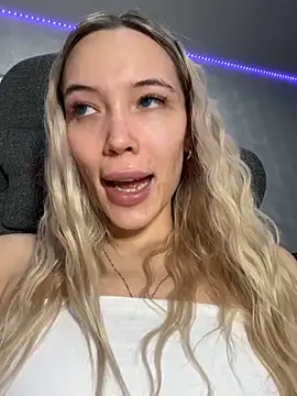 _HollyWay_'s cam snapshot