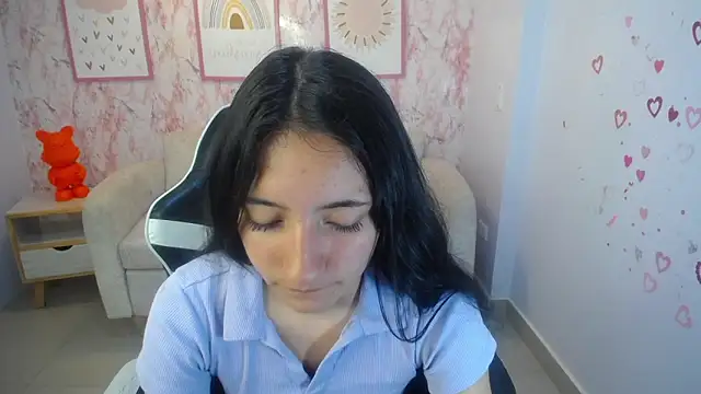 Kylie_ch1's cam snapshot