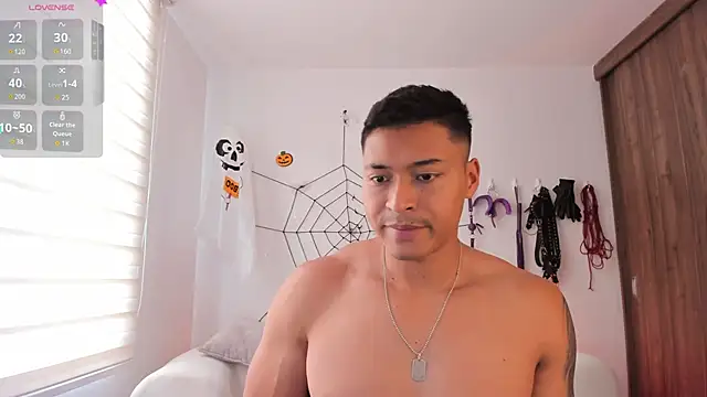 abu_dhabi_21's cam snapshot