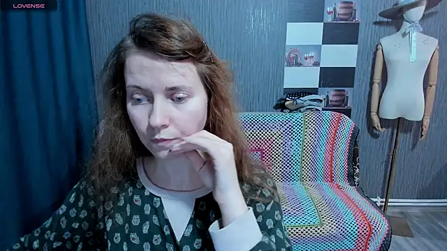 pa1e_pr1ncess's cam snapshot