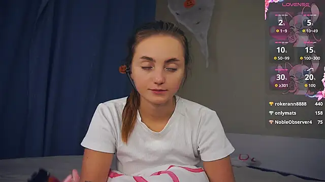 LoraDavi's cam snapshot