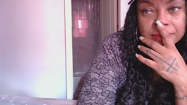 MSweetLindaParks's cam snapshot