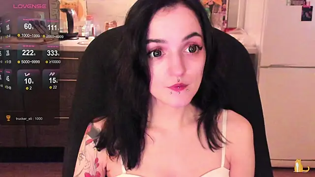 linaa__tyaan's cam snapshot