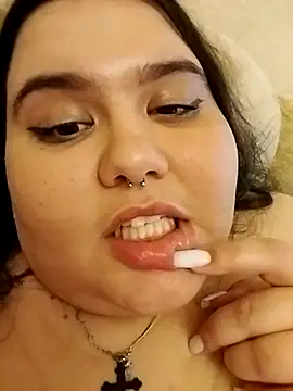 Vllada_Brattz's cam snapshot