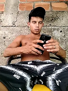 alex_candela's cam snapshot