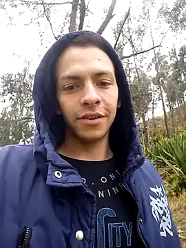 Thomasjons_'s cam snapshot