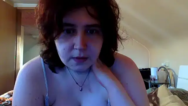 SexyLucie2024's cam snapshot