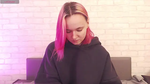 Ericha_Stone's cam snapshot