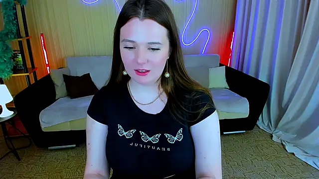 Moonvelle's cam snapshot