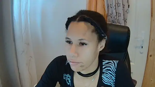 AaliyahHarris's cam snapshot