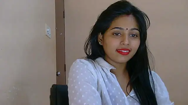 Cute-Simmi69 live sex cam