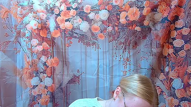 BeatriceFly's cam snapshot