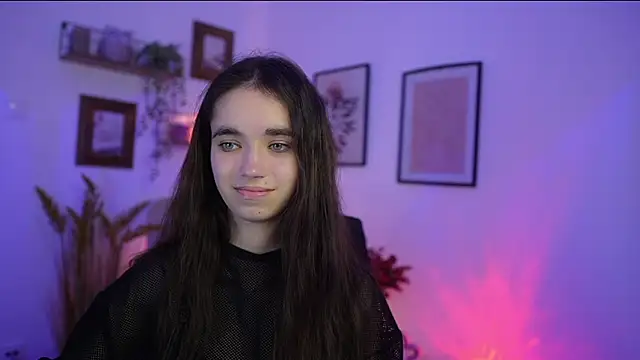 Gia_Paige18's cam snapshot