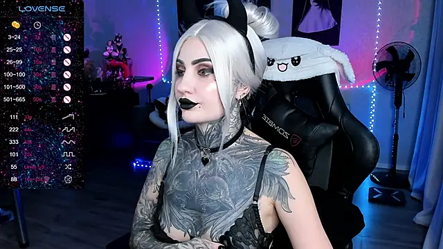 RachelQueen_'s cam snapshot